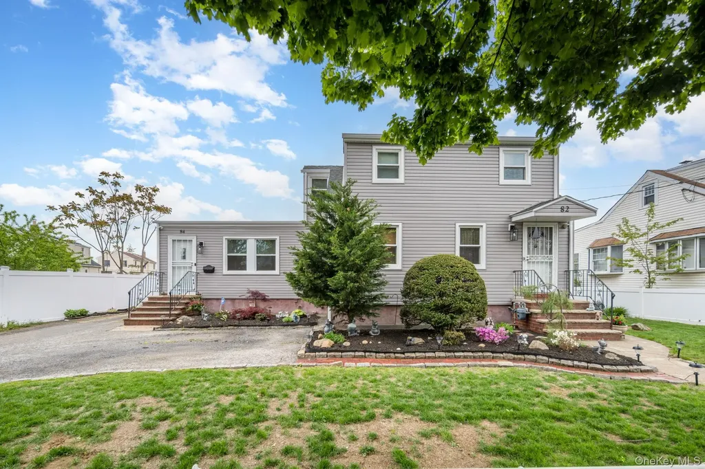 82 Nottingham Avenue Valley Stream NY 11580