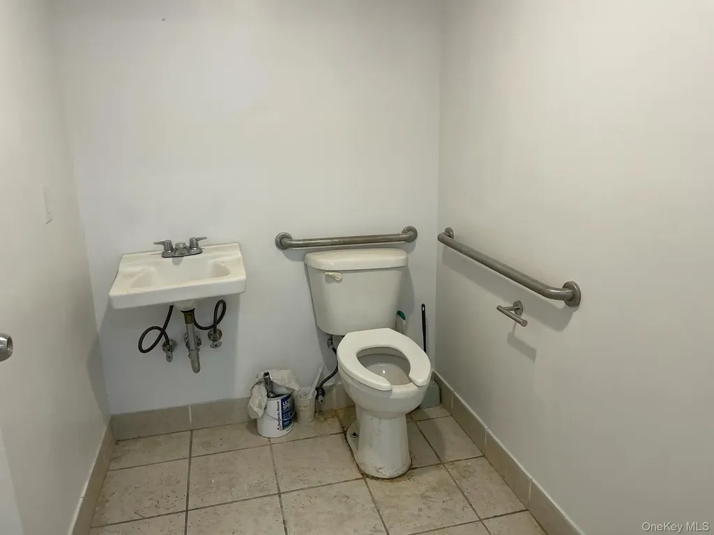 41-13 149 Place Flushing NY 11355