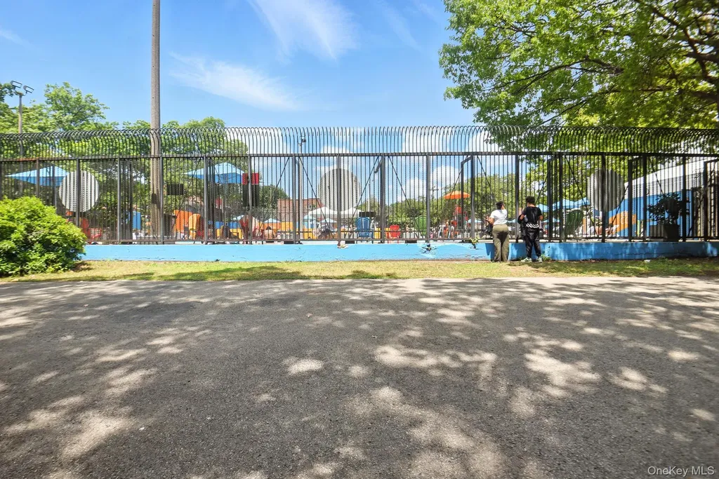 3224 Gunther Avenue Bronx NY 10469