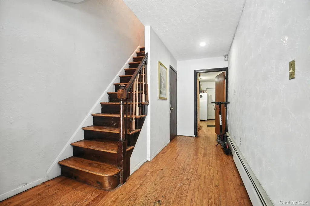 3224 Gunther Avenue Bronx NY 10469