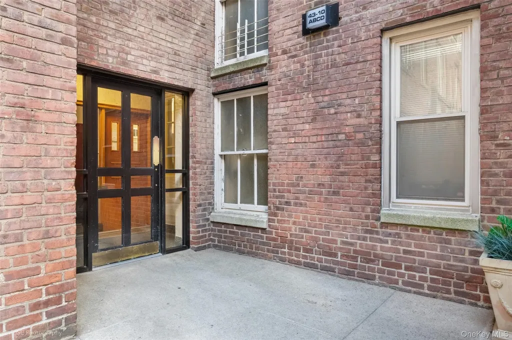 43-10 48 Avenue Woodside NY 11377