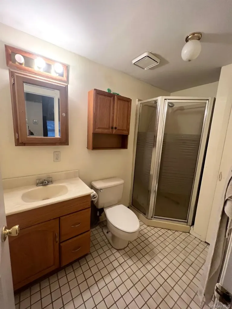 7 Wicket Street Coram NY 11727