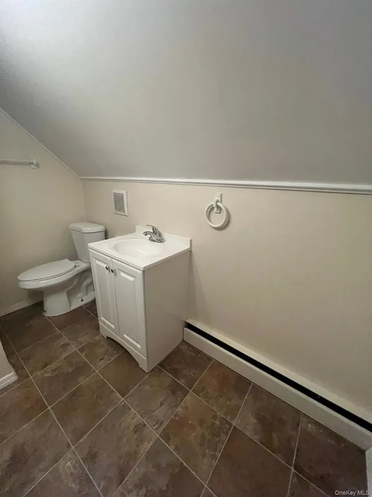 7 Wicket Street Coram NY 11727