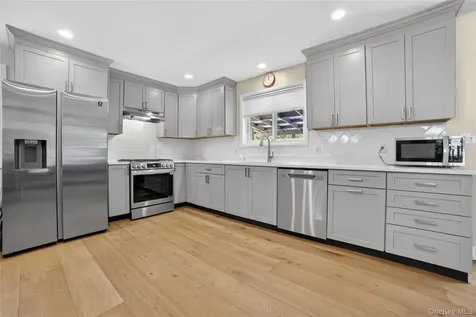 30 Brandeis Avenue Mohegan Lake NY 10547