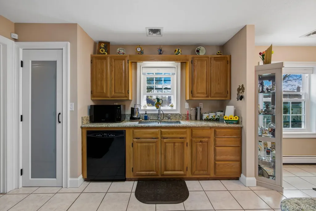 46 Lafayette Drive Shirley NY 11967