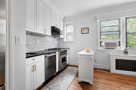 4784 Boston Post Road Pelham NY 10803