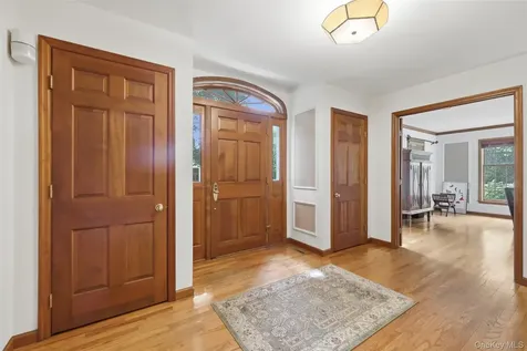 13 Spy Glass Lane Staatsburg NY 12580