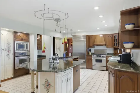 13 Spy Glass Lane Staatsburg NY 12580