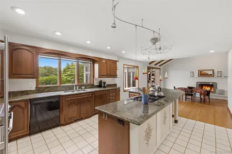 13 Spy Glass Lane Staatsburg NY 12580