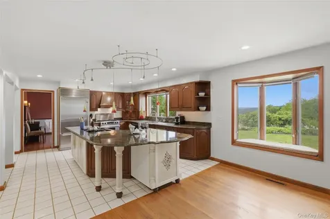 13 Spy Glass Lane Staatsburg NY 12580