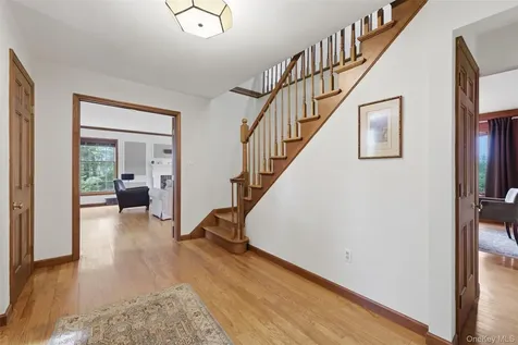 13 Spy Glass Lane Staatsburg NY 12580