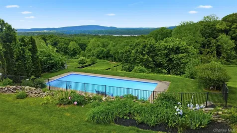 13 Spy Glass Lane Staatsburg NY 12580