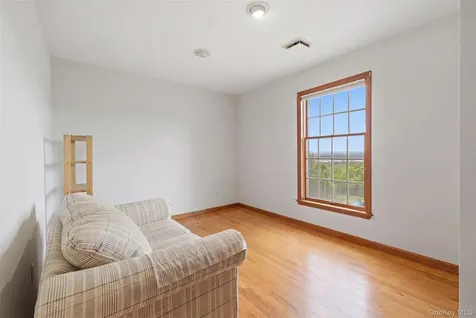 13 Spy Glass Lane Staatsburg NY 12580