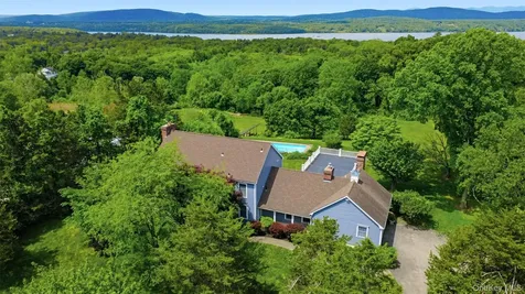 13 Spy Glass Lane Staatsburg NY 12580