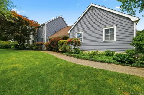 13 Spy Glass Lane Staatsburg NY 12580