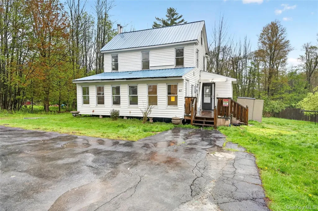 41 Rock Ridge Avenue Monticello NY 12701