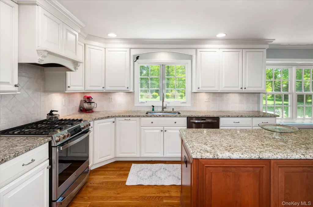 58 Lake Road Katonah NY 10536