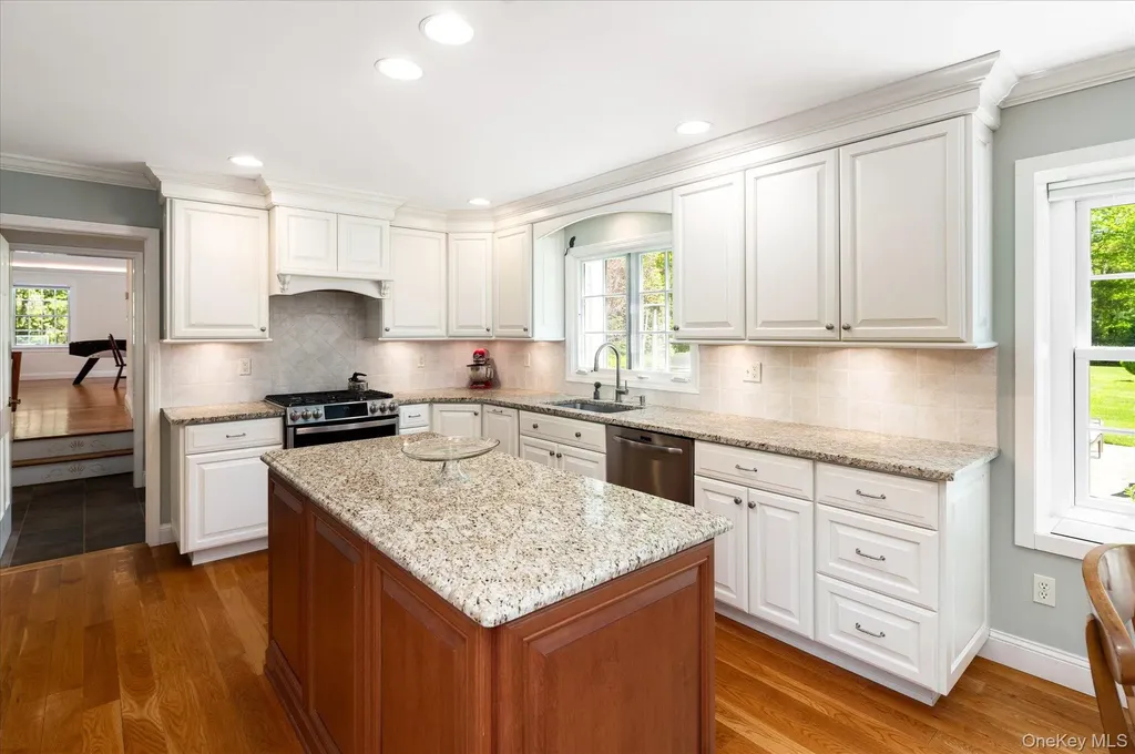 58 Lake Road Katonah NY 10536