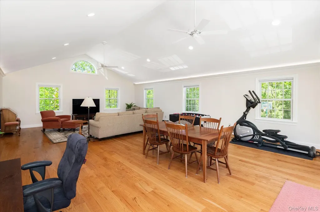 58 Lake Road Katonah NY 10536