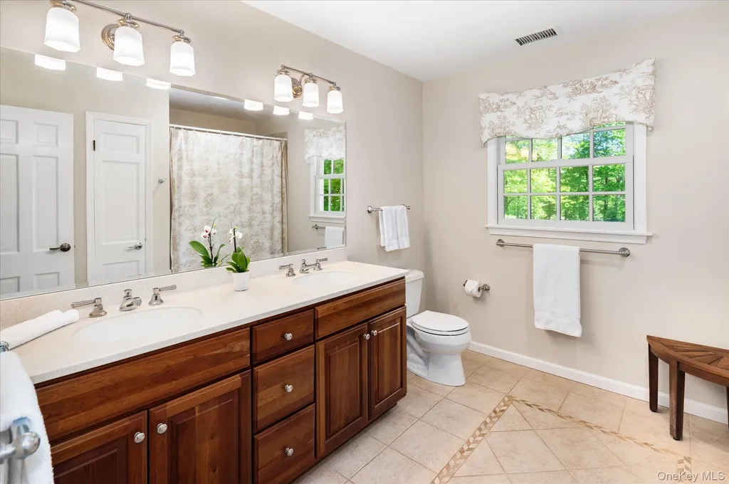 58 Lake Road Katonah NY 10536