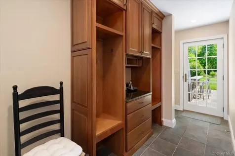 58 Lake Road Katonah NY 10536