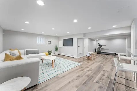 195 Ferndale Road Scarsdale NY 10583