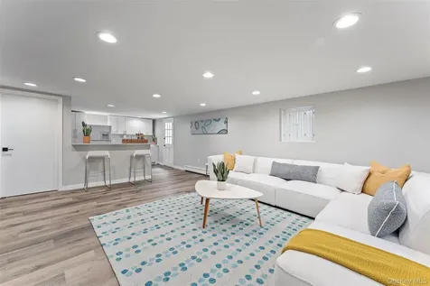 195 Ferndale Road Scarsdale NY 10583