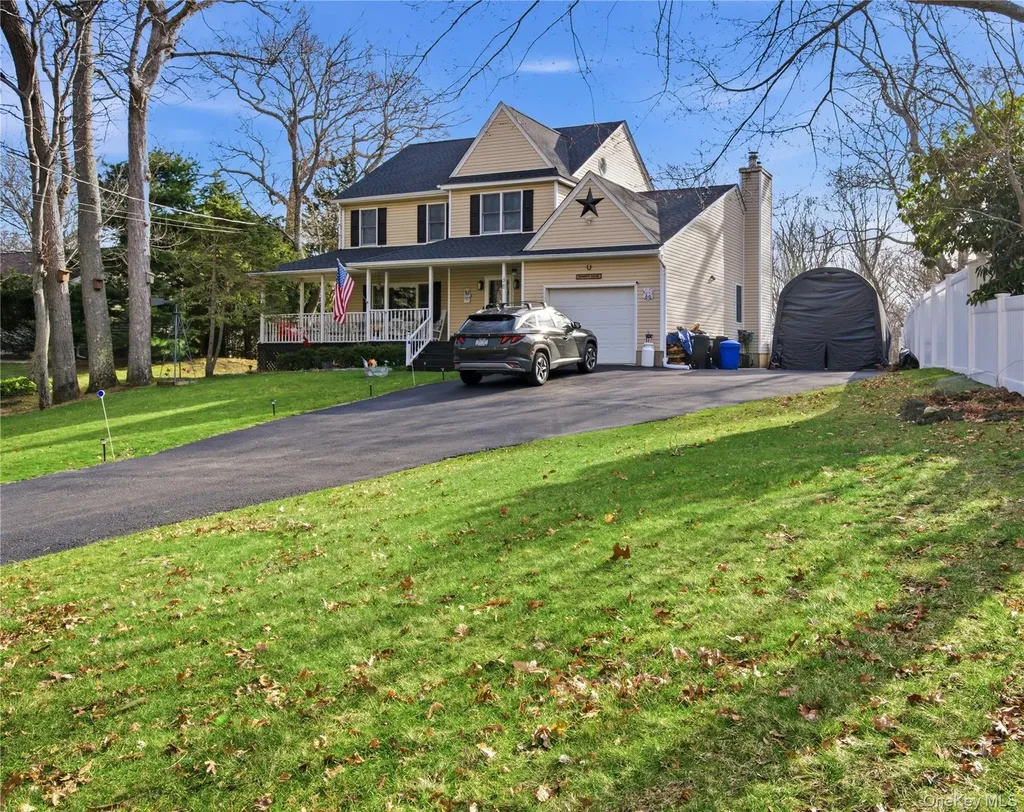 38 Elizabeth Drive Wading River NY 11792