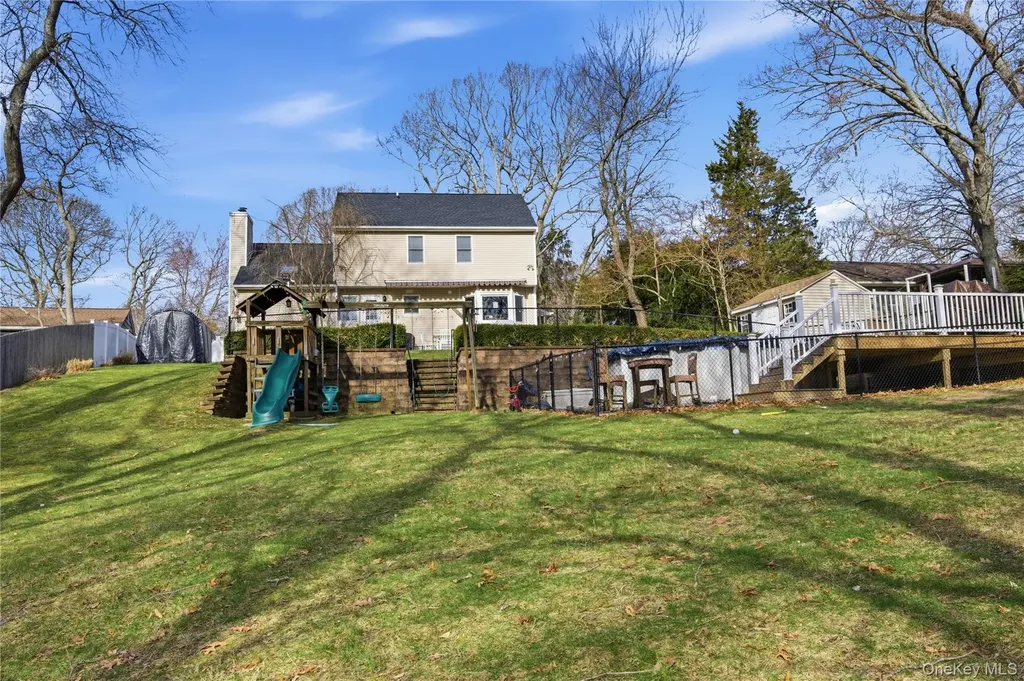 38 Elizabeth Drive Wading River NY 11792
