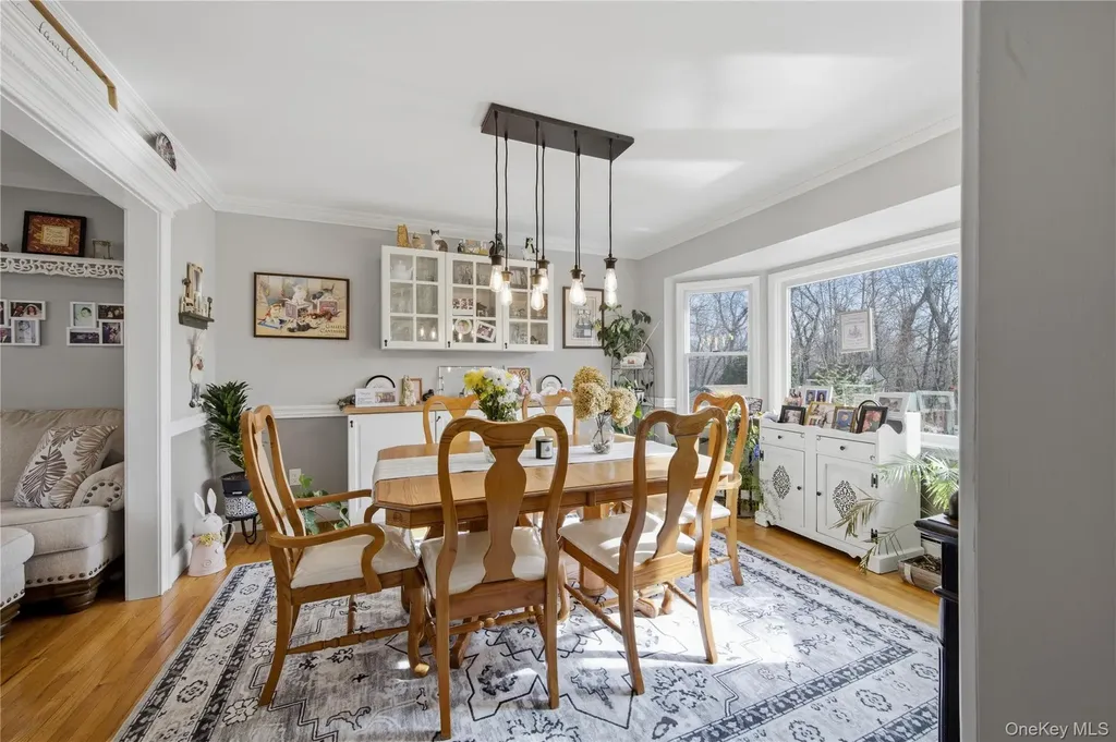38 Elizabeth Drive Wading River NY 11792