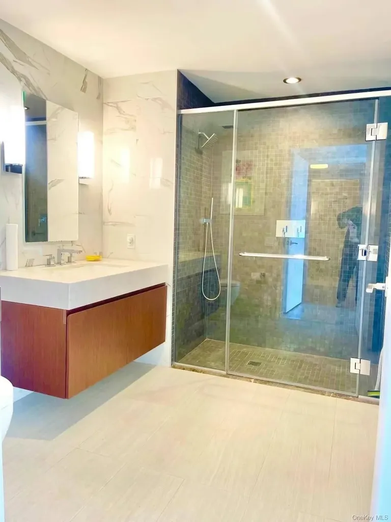 138-35 39th Avenue Flushing NY 11354