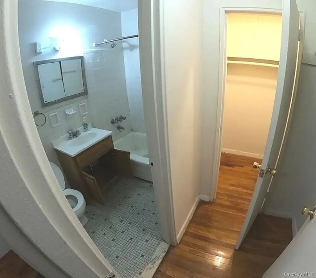 Woodside NY 11377