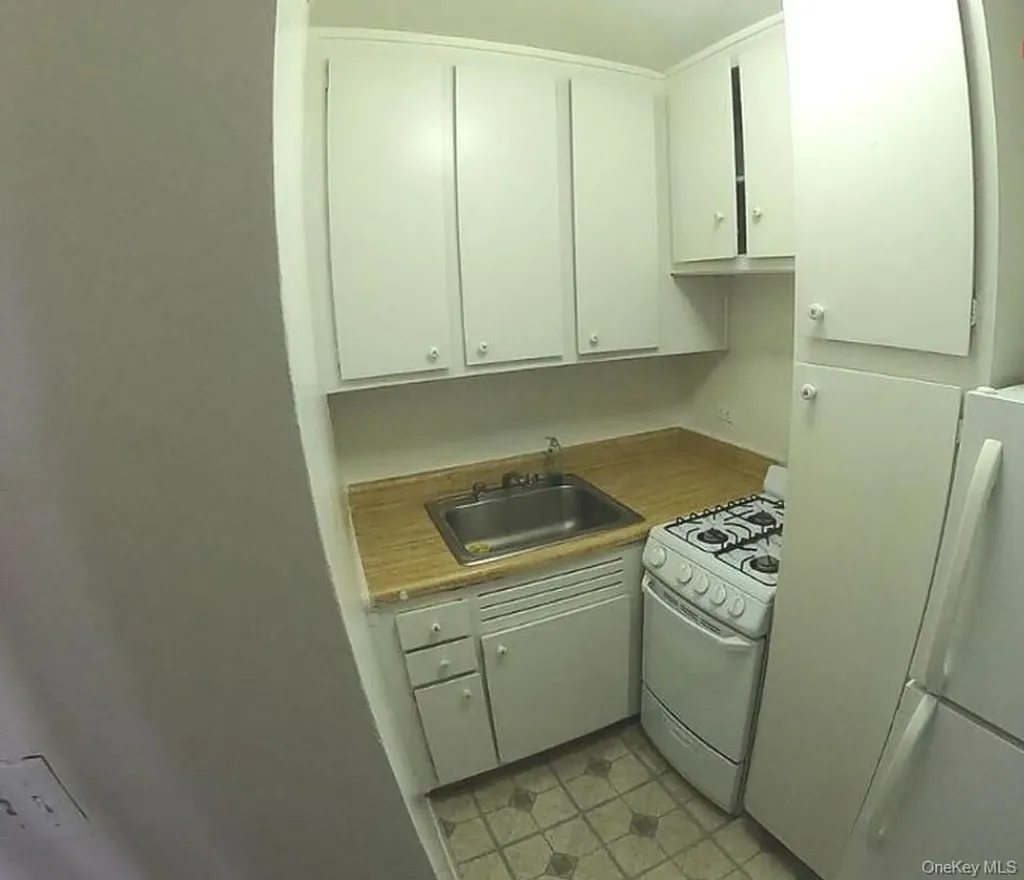 Woodside NY 11377