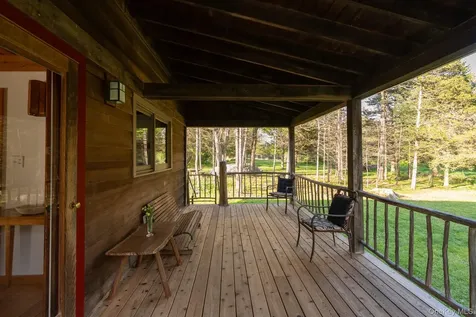 348 Libertyville Road New Paltz NY 12561