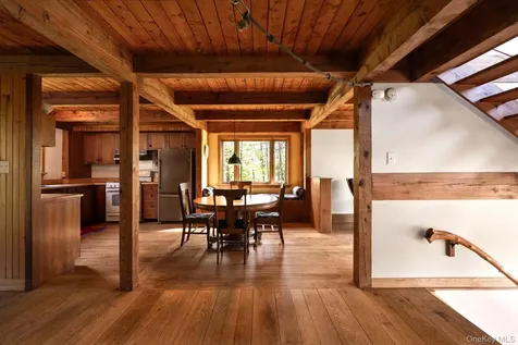 348 Libertyville Road New Paltz NY 12561