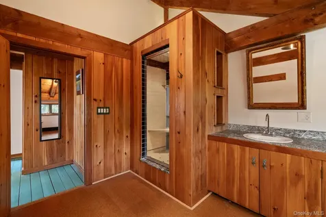 348 Libertyville Road New Paltz NY 12561
