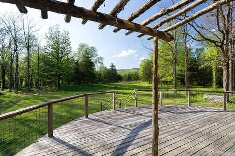 348 Libertyville Road New Paltz NY 12561