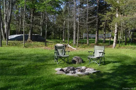 348 Libertyville Road New Paltz NY 12561