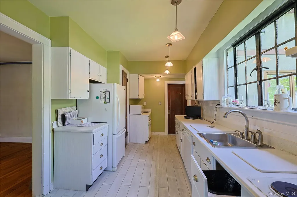 404 Downing Way Newburgh NY 12550