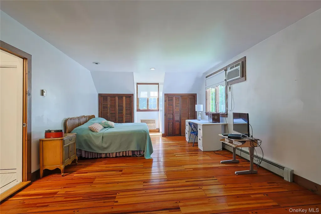 404 Downing Way Newburgh NY 12550