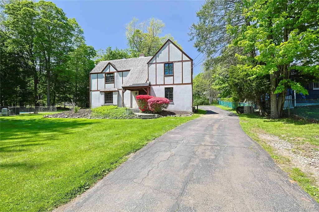 404 Downing Way Newburgh NY 12550