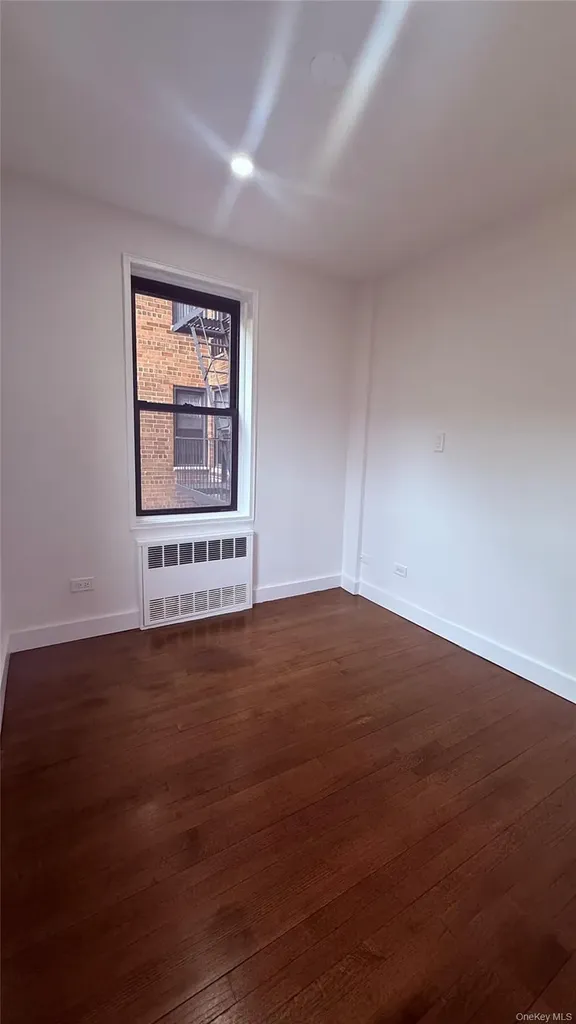 665 Thwaites Place Bronx NY 10467