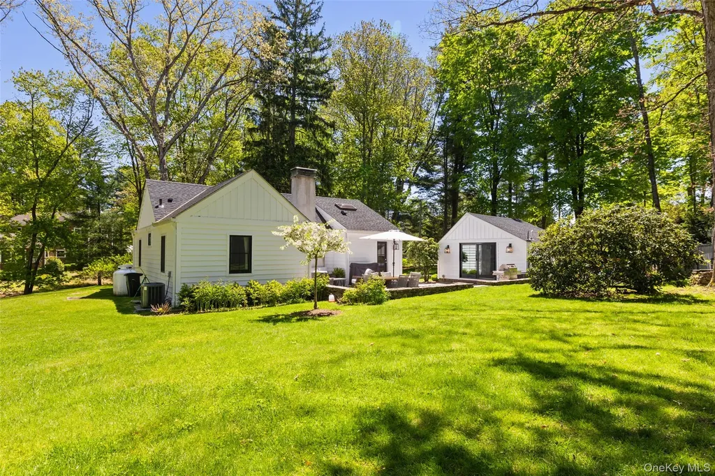 49 Clinton Road Bedford Hills NY 10507