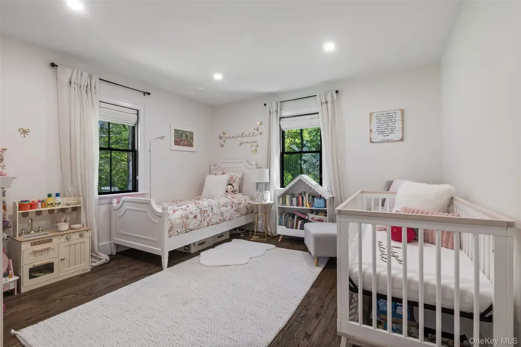 49 Clinton Road Bedford Hills NY 10507