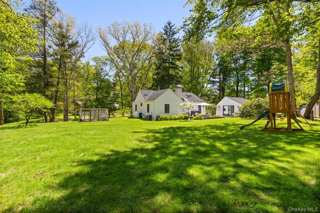49 Clinton Road Bedford Hills NY 10507