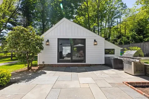 49 Clinton Road Bedford Hills NY 10507