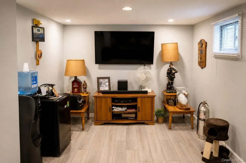 20 Carol Road Bethpage NY 11714