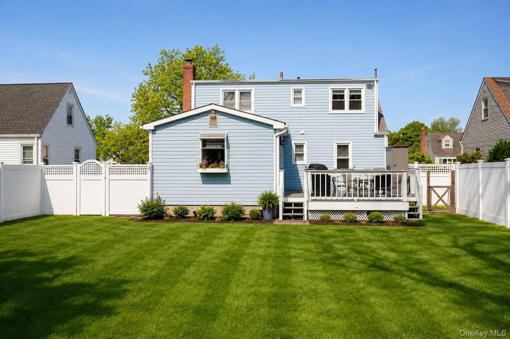 20 Carol Road Bethpage NY 11714