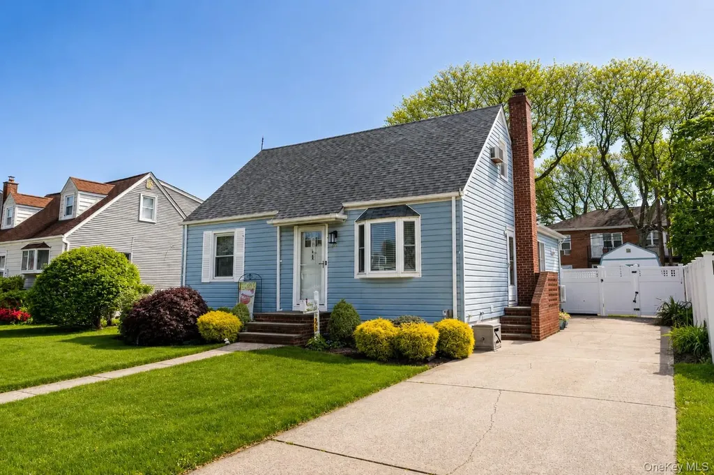 20 Carol Road Bethpage NY 11714
