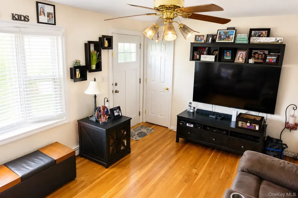 20 Carol Road Bethpage NY 11714